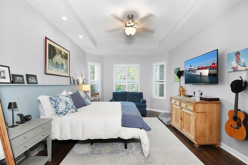 Image 22 of 70 For 6848 Twin Oaks Cir