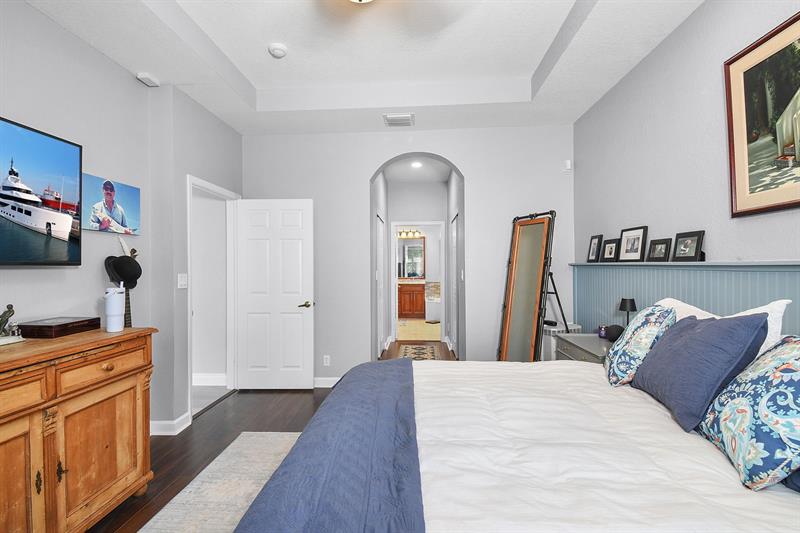 Image 23 of 70 For 6848 Twin Oaks Cir