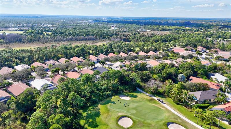 Image 57 of 70 For 6848 Twin Oaks Cir