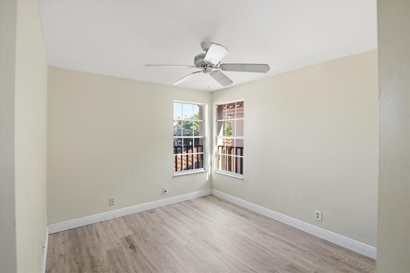 Image 26 of 37 For 10856 Cypress Glen Dr  10856