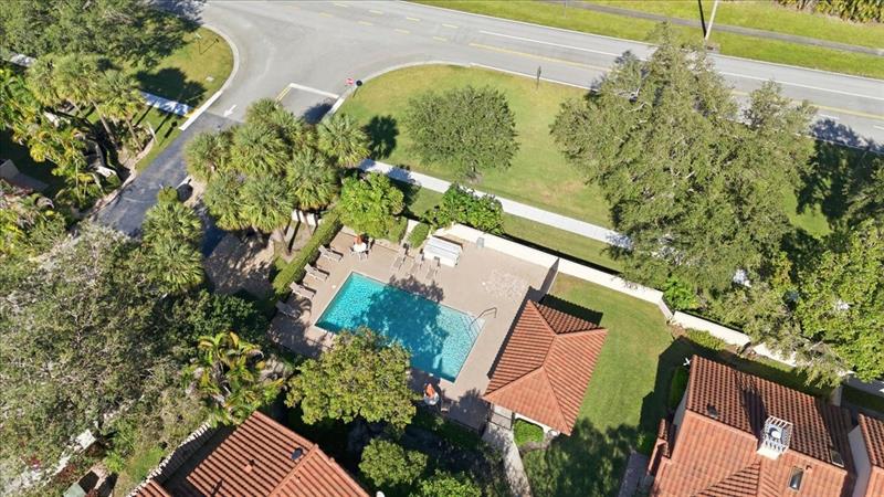 Image 34 of 37 For 10856 Cypress Glen Dr  10856