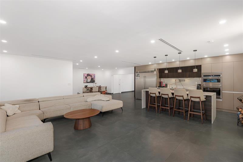 Image 13 of 33 For 5300 Garfield St