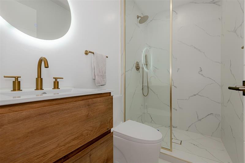 Image 27 of 33 For 5300 Garfield St