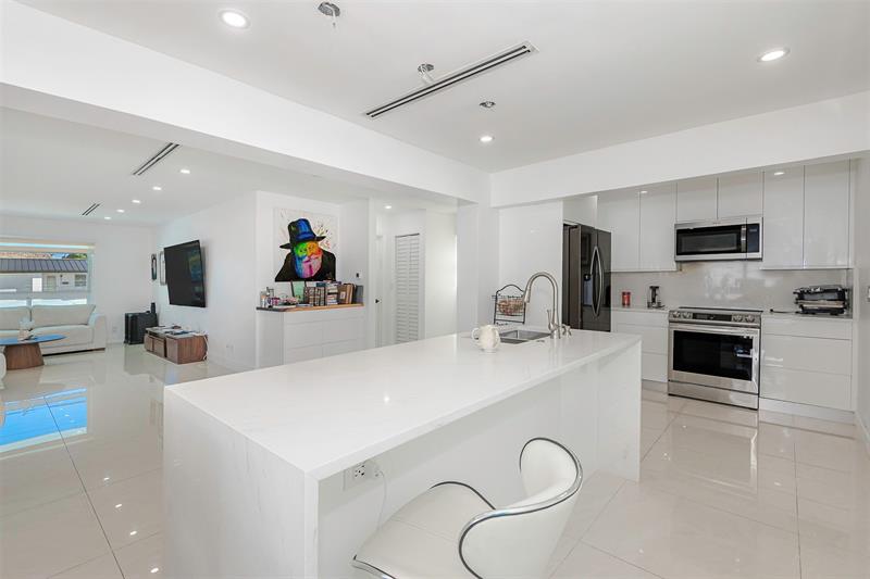 Image 13 of 29 For 825 Argonaut Isle