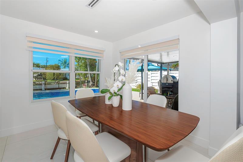 Image 9 of 29 For 825 Argonaut Isle