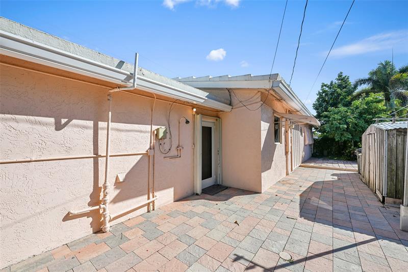 Image 41 of 47 For 4521 Sea Grape Dr