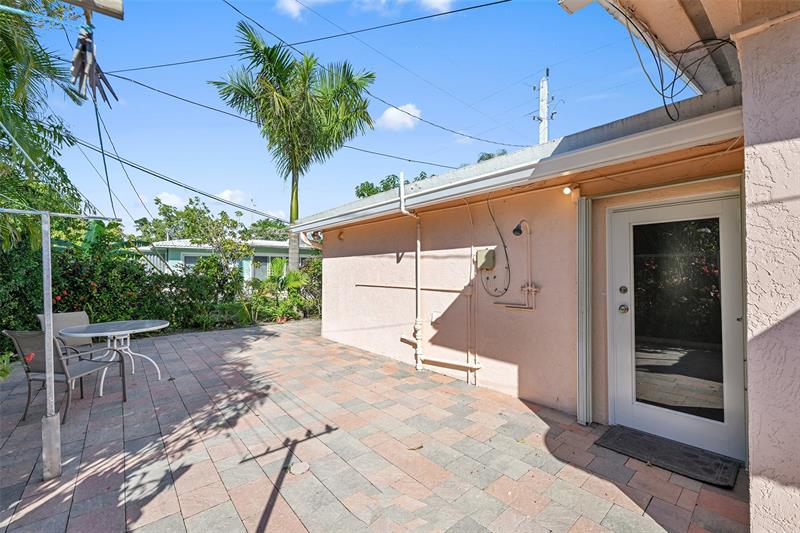 Image 43 of 47 For 4521 Sea Grape Dr