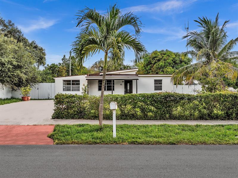 Details for 41 Miami Gardens Road, West Park, FL 33023