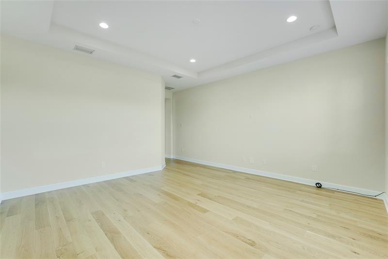 Image 19 of 44 For 4673 Estates Cir