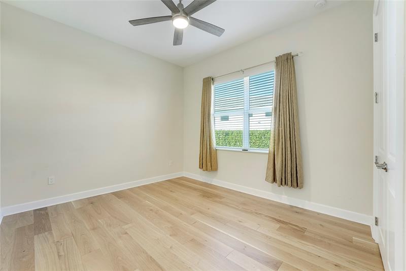 Image 25 of 44 For 4673 Estates Cir