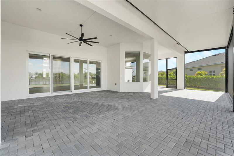 Image 35 of 44 For 4673 Estates Cir