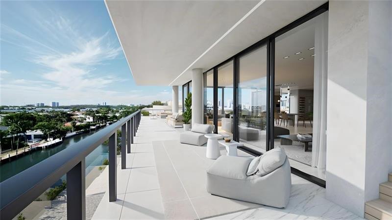 Image 4 of 29 For 9700 Bay Harbor Dr  Ph4-ph5