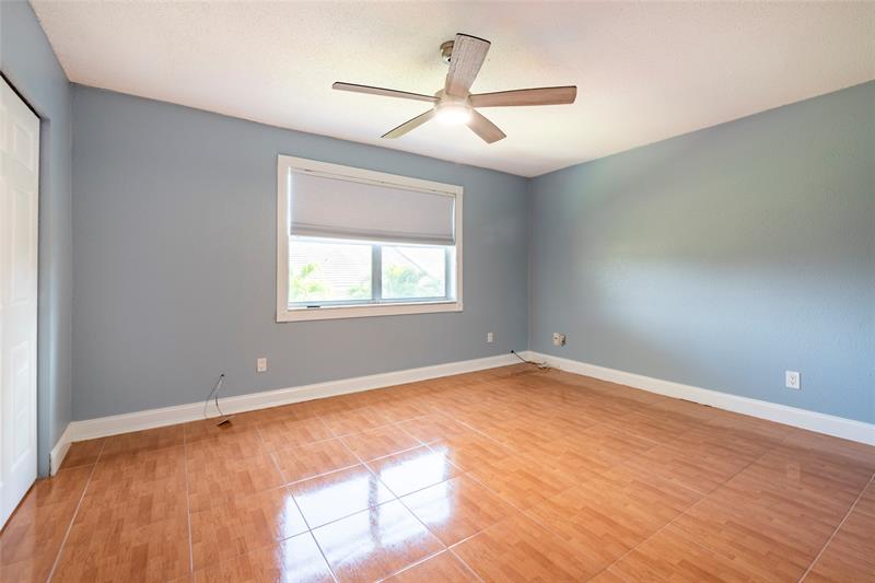 Image 15 of 25 For 10717 La Placida Dr  1-3