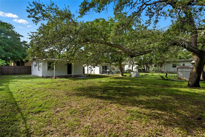 Image 6 of 37 For 409 61st Ter