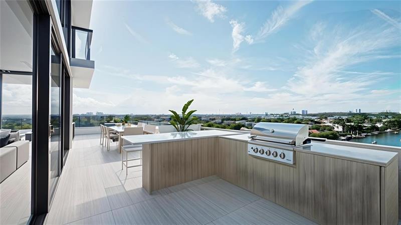 Image 16 of 17 For 9700 Bay Harbor Dr  Ph5