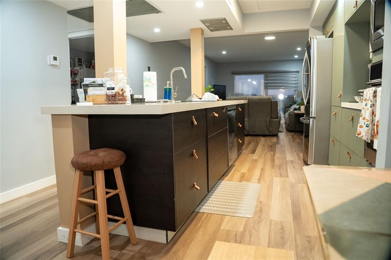 Image 5 of 27 For 1500 131st Way  404n4