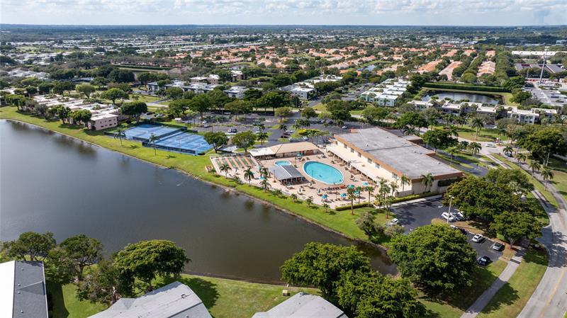 Image 17 of 26 For 15075 Witney Rd  A-303