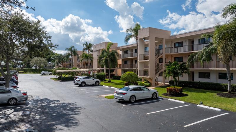 Image 19 of 26 For 15075 Witney Rd  A-303