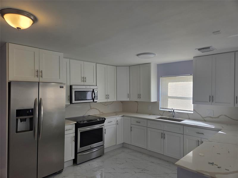 Details for 7925 9th St  7925, North Lauderdale, FL 33068