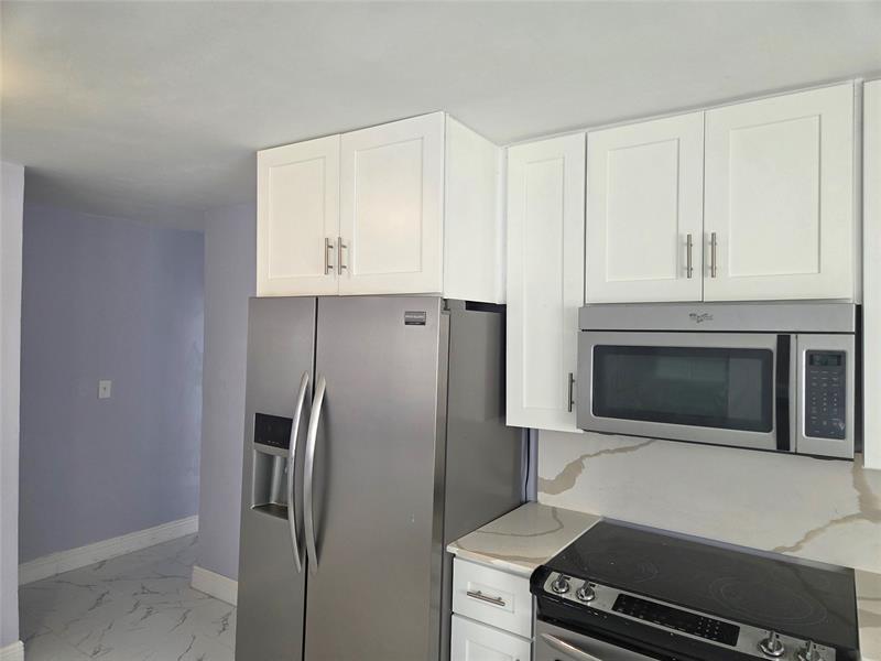 Image 20 of 33 For 7925 9th St  7925