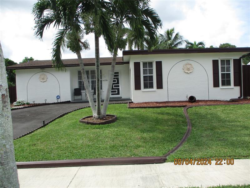 Image 3 of 16 For 9330 10th St