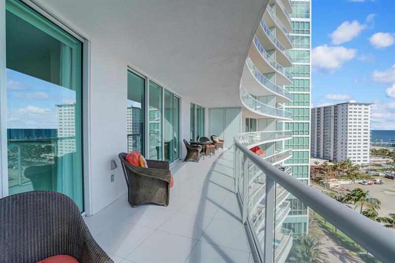 Image 44 of 68 For 1 Ocean Blvd  903