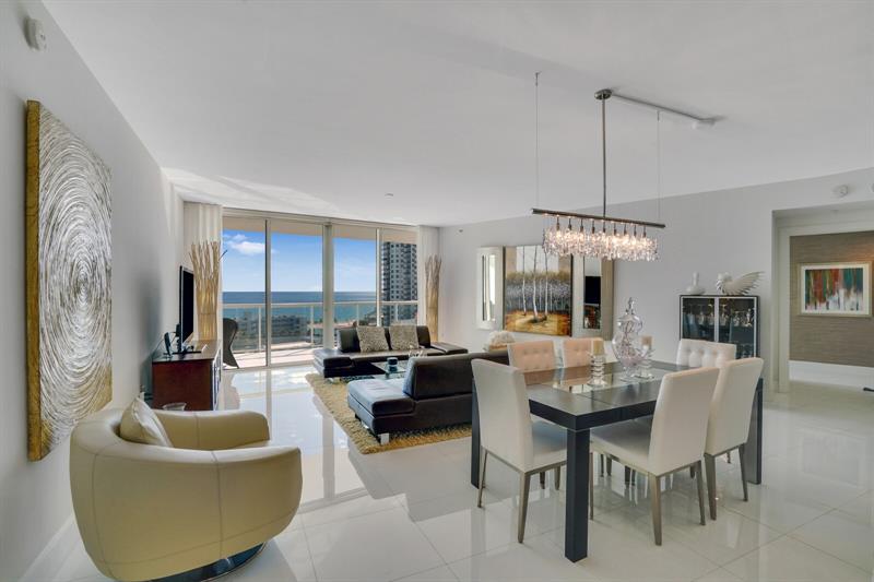 Image 5 of 68 For 1 Ocean Blvd  903