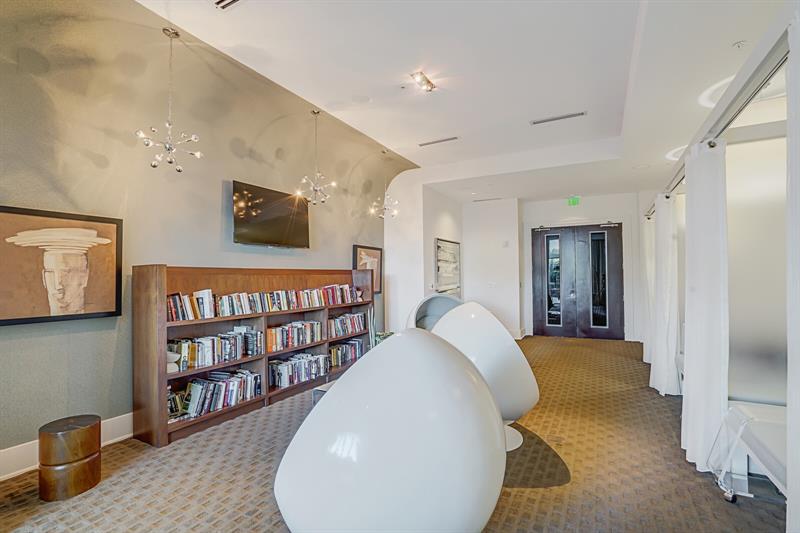 Image 53 of 68 For 1 Ocean Blvd  903