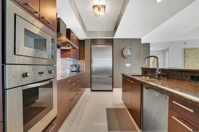 Image 8 of 68 For 1 Ocean Blvd  903