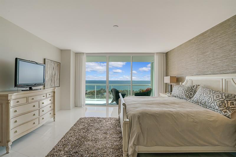 Image 9 of 68 For 1 Ocean Blvd  903