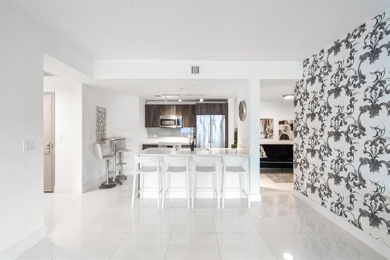 Image 11 of 73 For 488 18th St  3509