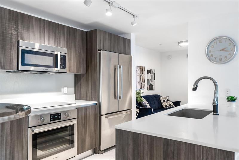 Image 19 of 73 For 488 18th St  3509