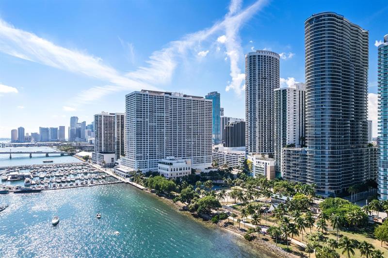 Image 36 of 73 For 488 18th St  3509