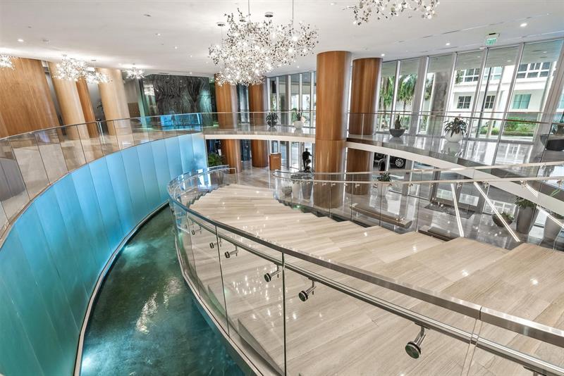 Image 39 of 73 For 488 18th St  3509