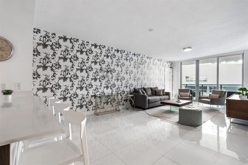 Image 4 of 73 For 488 18th St  3509