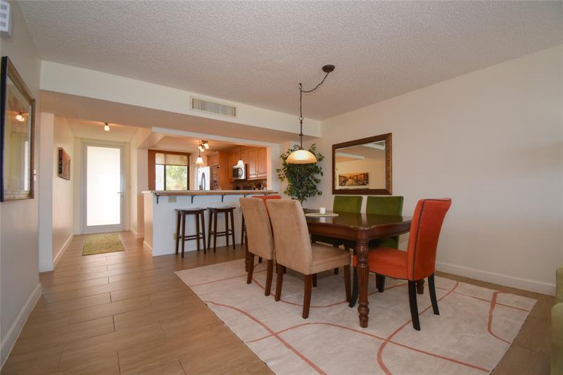 Image 10 of 41 For 510 Ocean Blvd  303