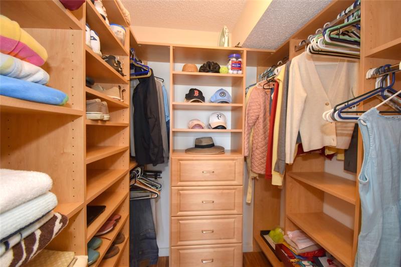 Image 22 of 41 For 510 Ocean Blvd  303