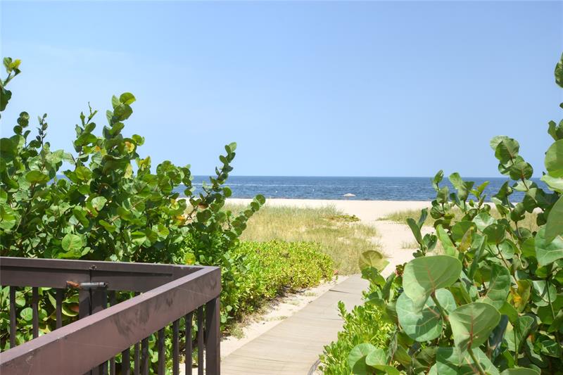 Image 35 of 41 For 510 Ocean Blvd  303