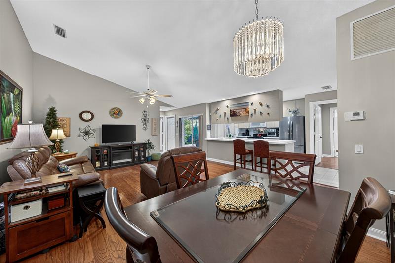 Image 12 of 32 For 3004 Lakemont Court