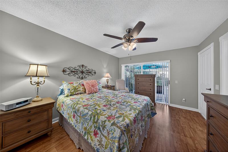 Image 19 of 32 For 3004 Lakemont Court