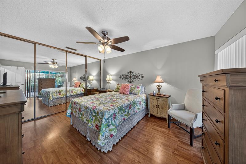 Image 20 of 32 For 3004 Lakemont Court