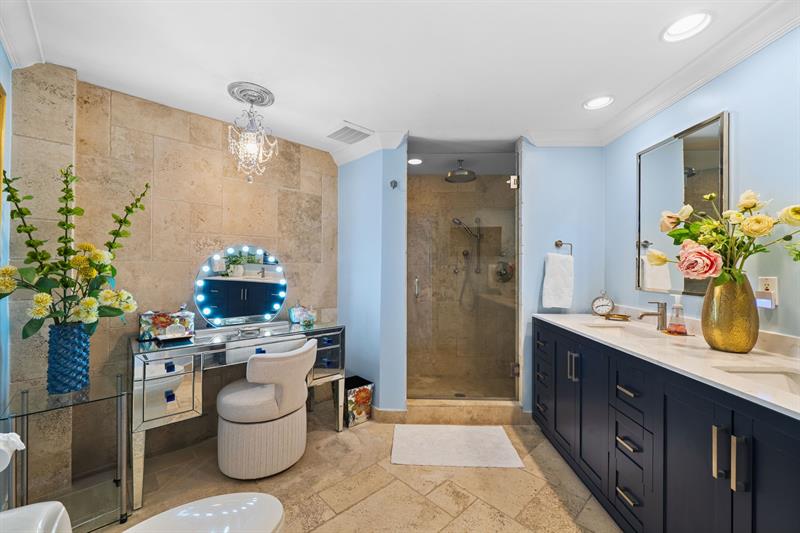 Image 14 of 50 For 333 Las Olas Way  2308