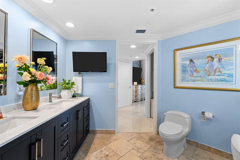 Image 16 of 50 For 333 Las Olas Way  2308