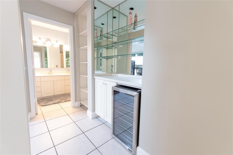 Image 12 of 44 For 1036 Orchid Oak Dr