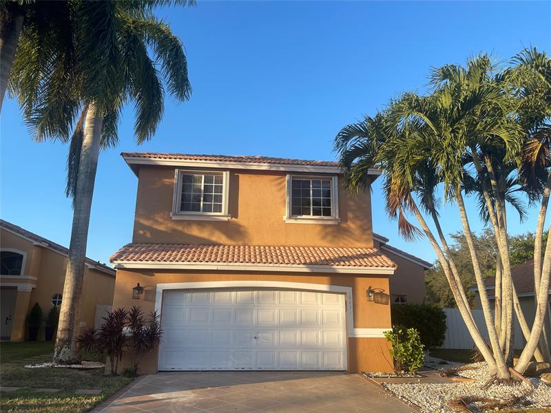 Listing Details for 19431 2nd St, Pembroke Pines, FL 33029