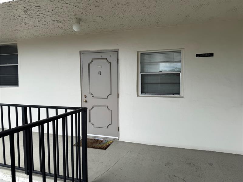 Image 27 of 32 For 9235a Lagoon Pl  310