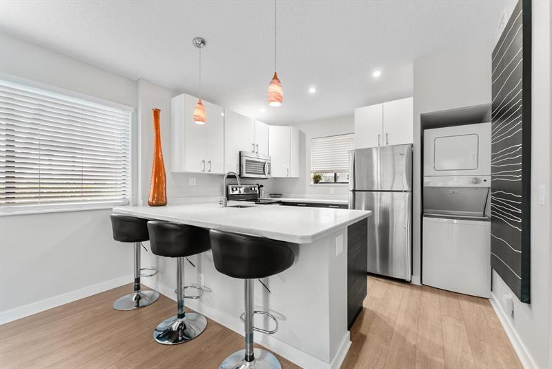 Details for 842 Club Dr  842, Palm Beach Gardens, FL 33418