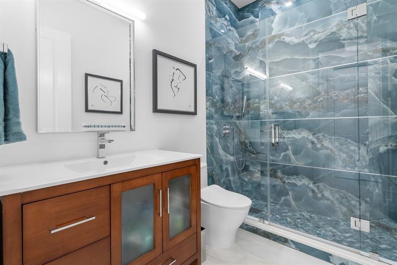 Image 9 of 23 For 7587 Old Thyme Ct