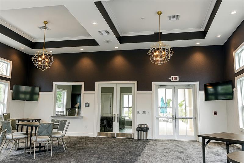 Image 16 of 19 For 950 Hillcrest Dr  202