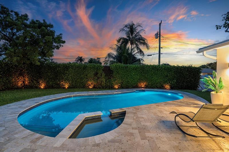 Image 28 of 28 For 440 Rainbow Dr